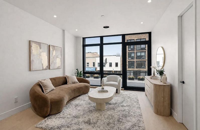 772 Metropolitan Avenue #4F