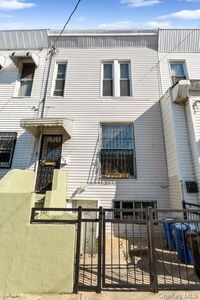 Image 1 of 18 for 775 Home Street in Bronx, NY, 10456