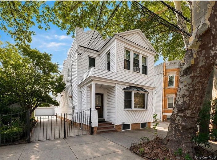 7764 79th Street