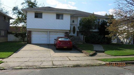 Image 1 of 7 for 33 Harris Dr in Long Island, Oceanside, NY, 11572