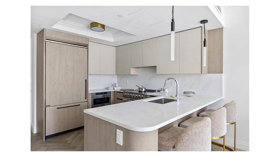 78-29 Austin Street #418