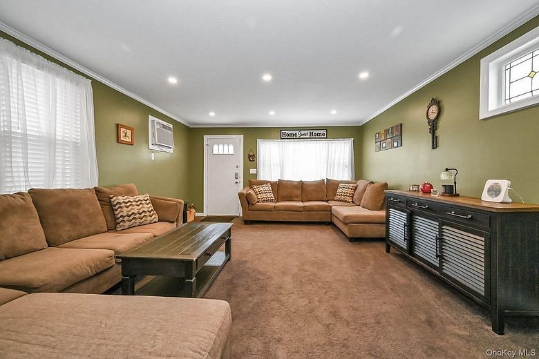 78-33 64th Street