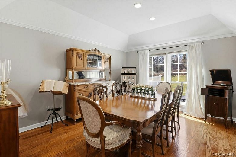 78 Hidden Ridge Drive