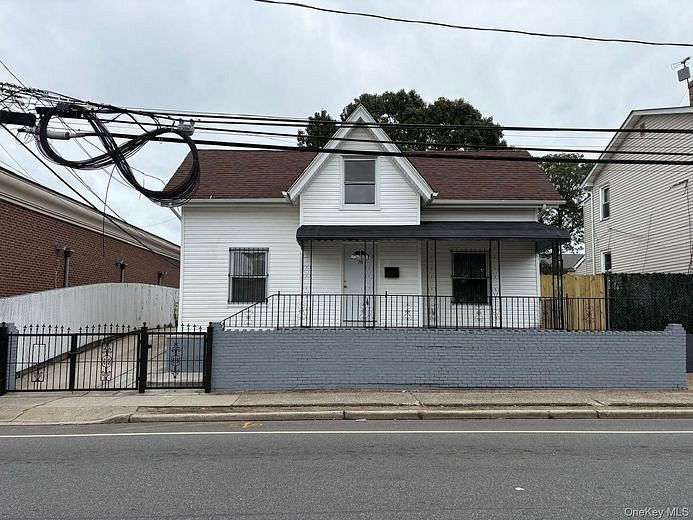 78 S Franklin Street