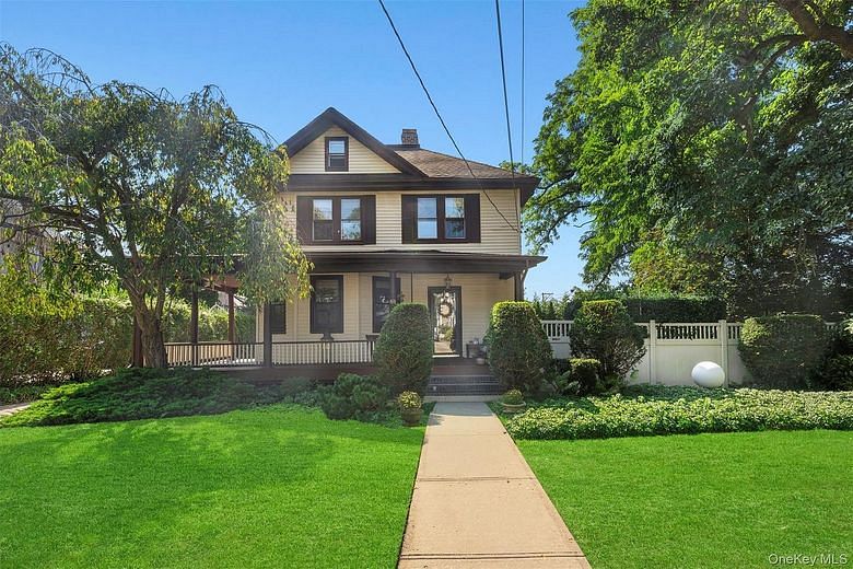 78 Warner Avenue