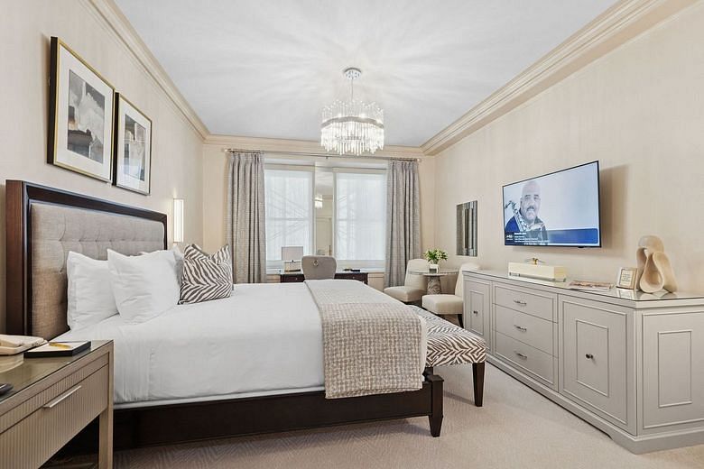 781 5th Avenue #1516