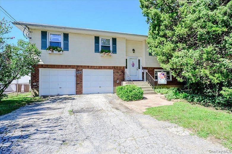 784 Newbridge Road