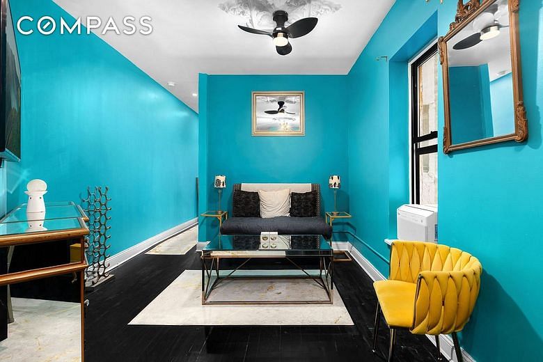 786 Ninth Avenue #2FN