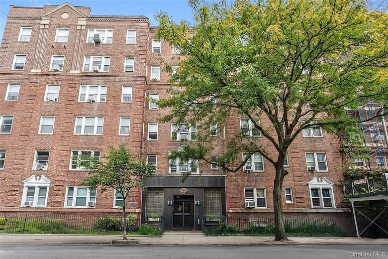 79-01 35th Avenue #2B