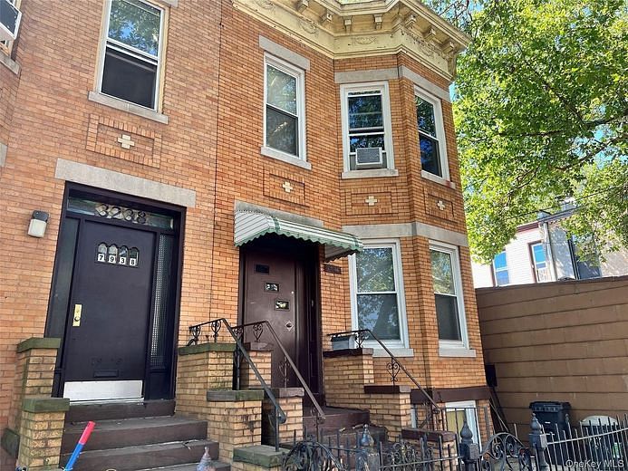 79-36 77 Avenue