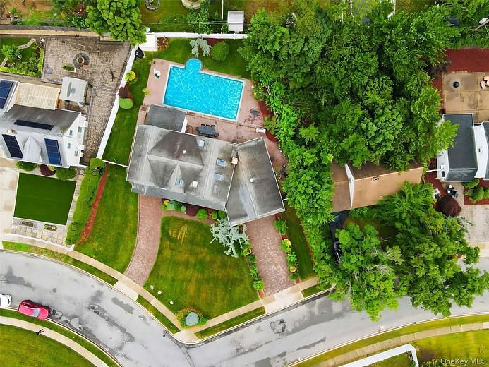 79 Constellation Road