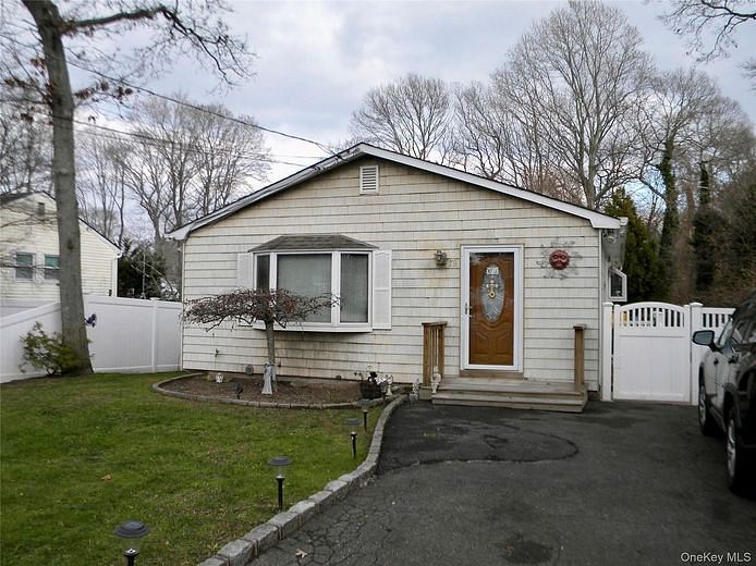 79 S Evergreen Drive