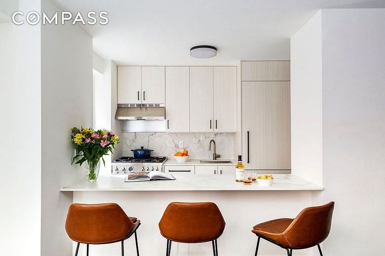 79 West 12th Street #3H