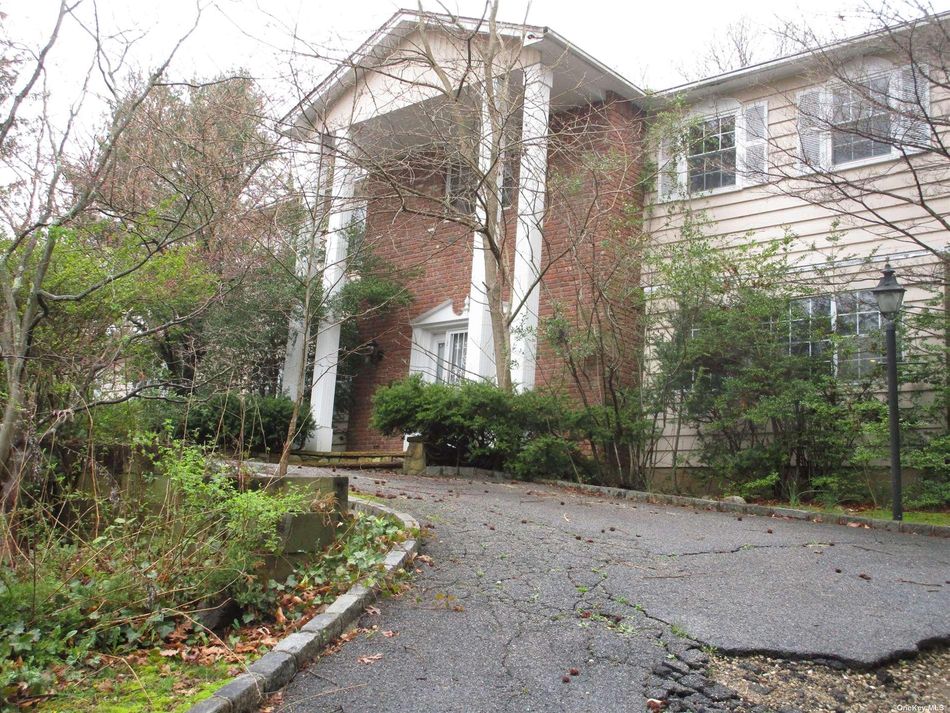 Image 1 of 3 for 79 Wildwood Drive in Long Island, Dix Hills, NY, 11746
