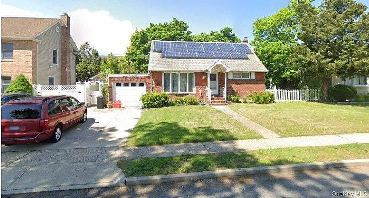 Image 1 of 13 for 790 Floral Park Road in Long Island, Hempstead, NY, 11010