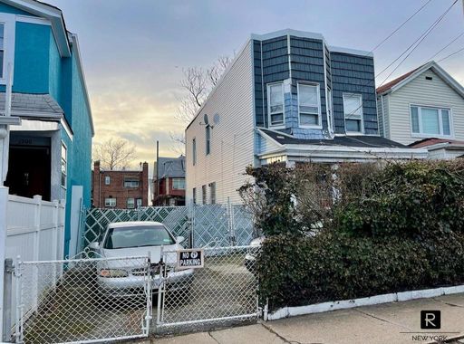 Image 1 of 1 for 1194 Brooklyn Avenue in Brooklyn, NY, 11203