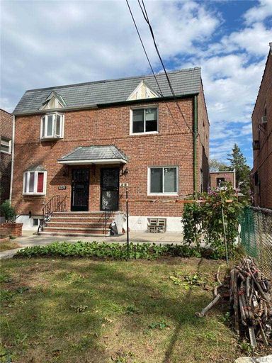 Image 1 of 9 for 82-31 164 Place in Queens, Jamaica, NY, 11432