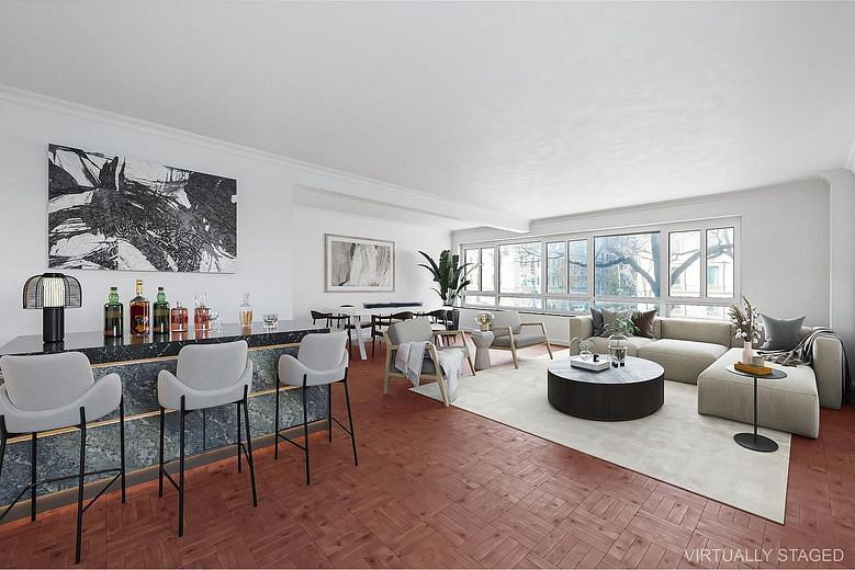 799 Park Avenue #2B