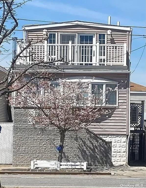 12-15 Cross Bay Boulevard in Queens, Broad Channel, NY 11693