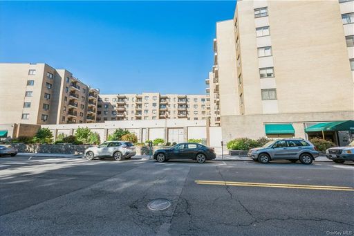 Image 1 of 22 for 100 E Hartsdale Avenue #7HW in Westchester, Hartsdale, NY, 10530