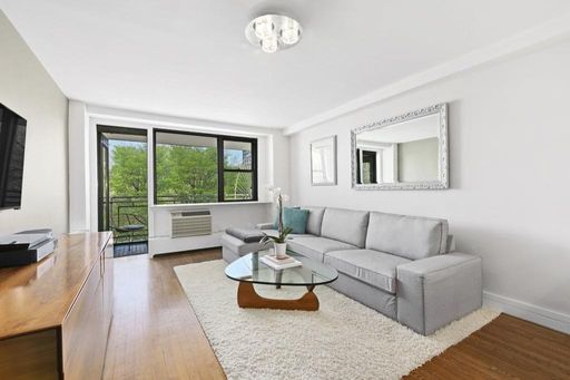 Image 1 of 13 for 230 East 15th Street #7DE in Manhattan, New York, NY, 10003