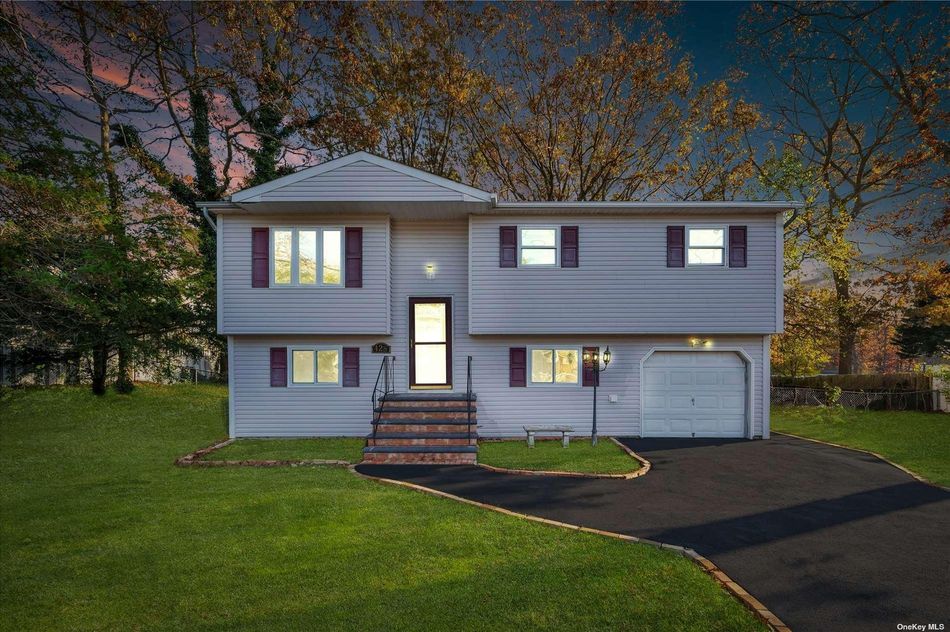 Image 1 of 29 for 428 Fir Grove Road in Long Island, Ronkonkoma, NY, 11779