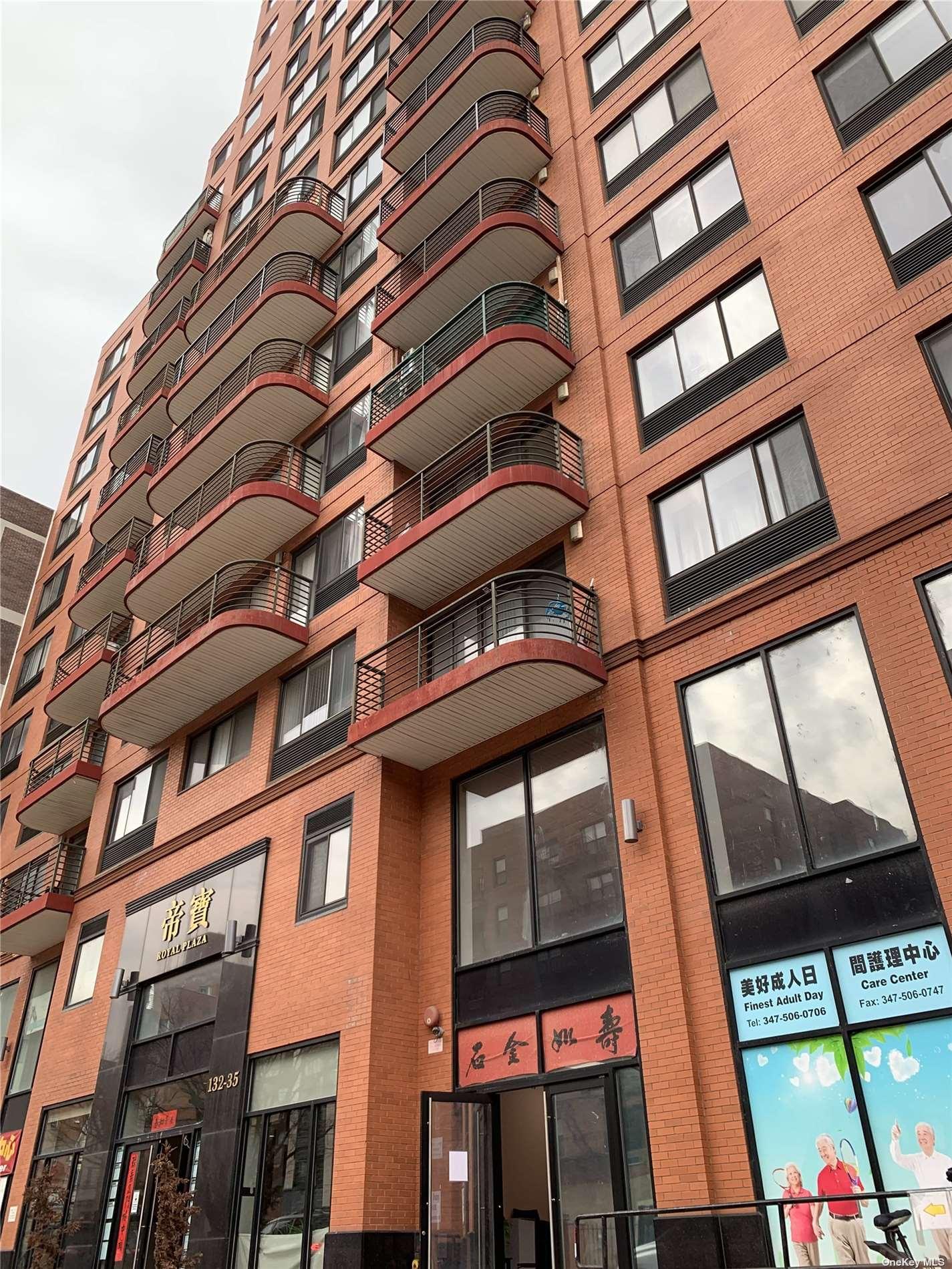 132-35 41st Road #8A in Queens, Flushing, NY 11355