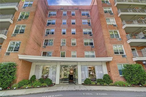 Image 1 of 34 for 177 E Hartsdale Avenue #LB in Westchester, Hartsdale, NY, 10530