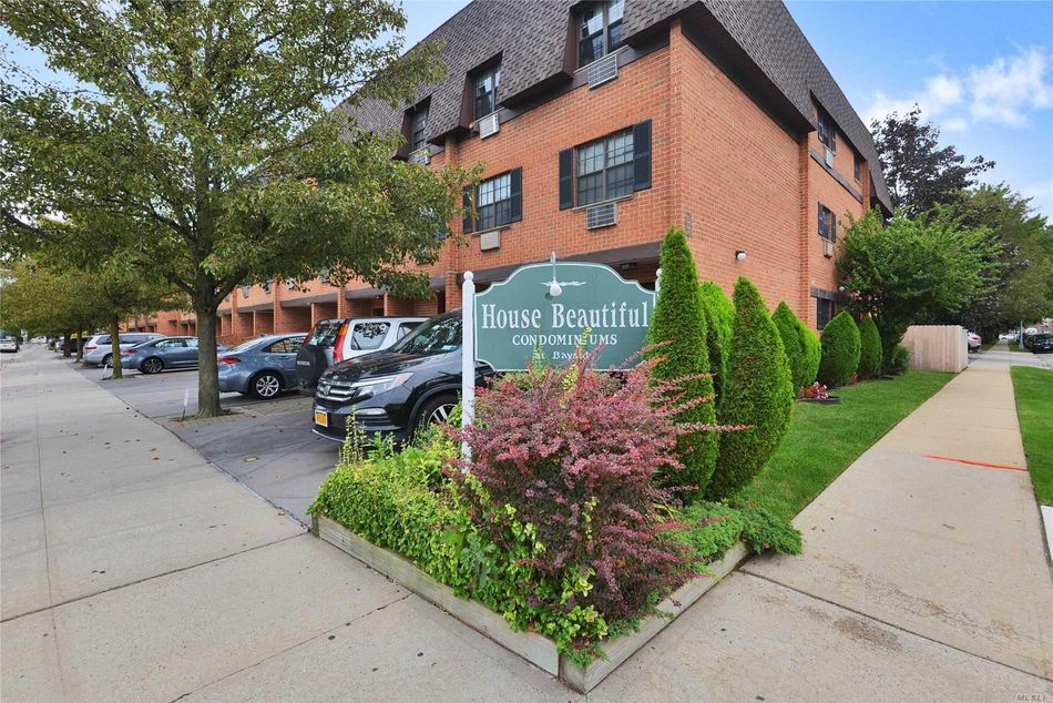 Image 1 of 19 for 219-50 64 Avenue #295 in Queens, Bayside, NY, 11364