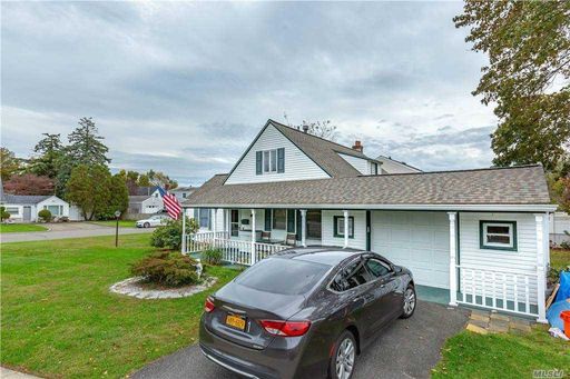 Image 1 of 23 for 50 Peachtree Lane in Long Island, Carle Place, NY, 11514