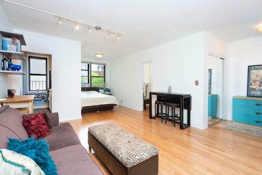 Image 1 of 7 for 242 East 38th Street #3H in Manhattan, NEW YORK, NY, 10016
