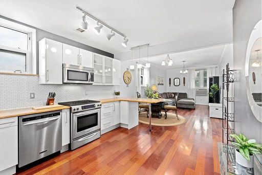 Image 1 of 12 for 415 36th Street #203 in Brooklyn, NY, 11232
