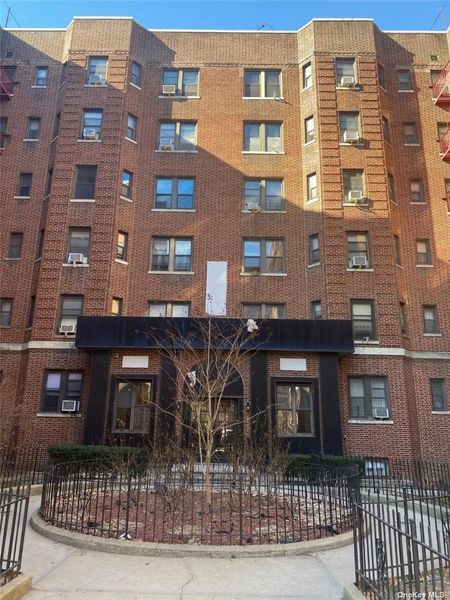 Image 1 of 4 for 155-01 90 Avenue #2 C in Queens, Jamaica, NY, 11435