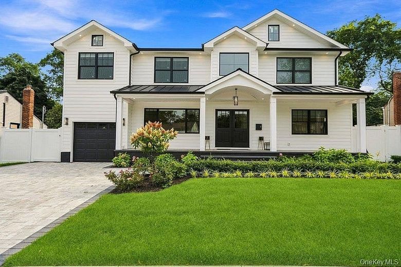 8 Allison Drive