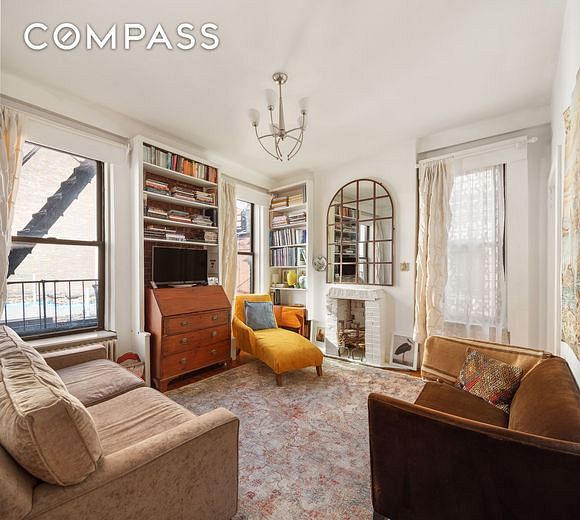 8 Bethune Street #14