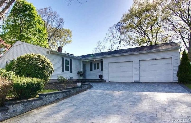 8 Croydon Avenue