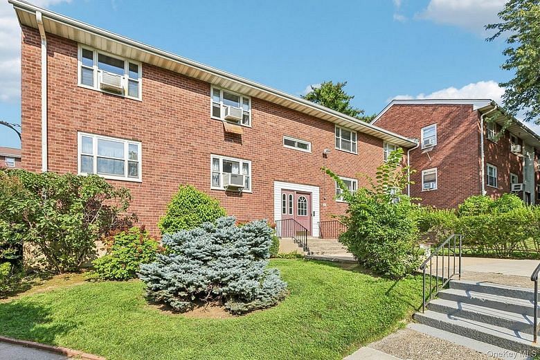 8 Dehaven Drive #1D