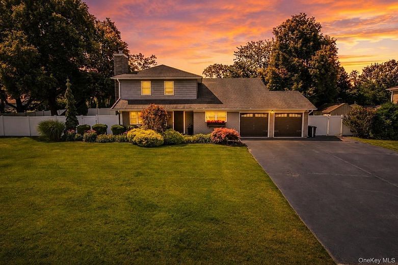 8 Feather Lane
