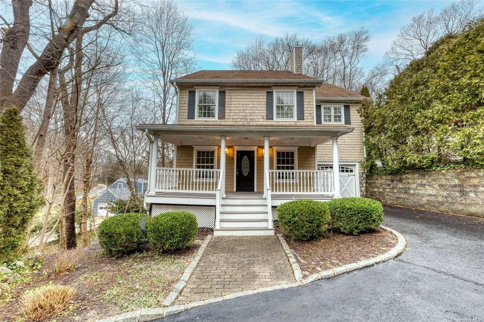 Image 1 of 29 for 8 Goose Hill Road in Long Island, Cold Spring Hrbr, NY, 11724
