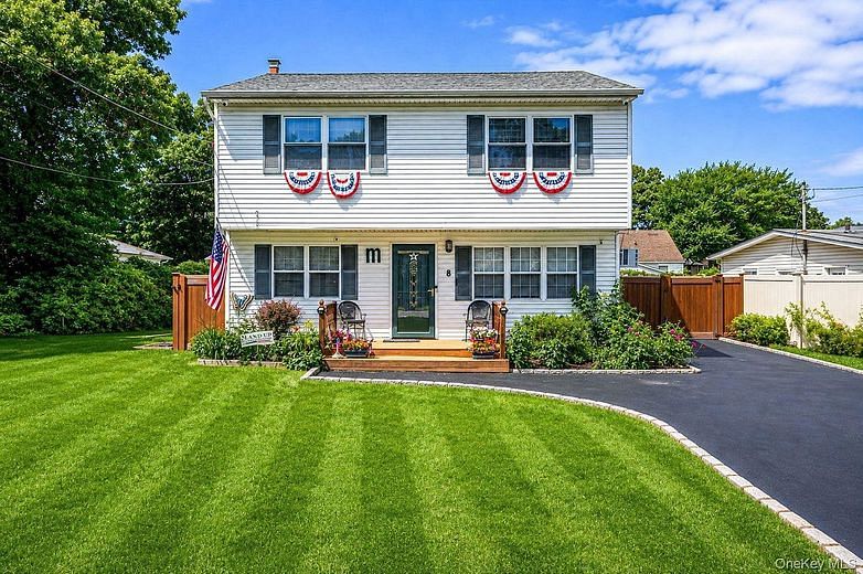 8 Halewood Drive
