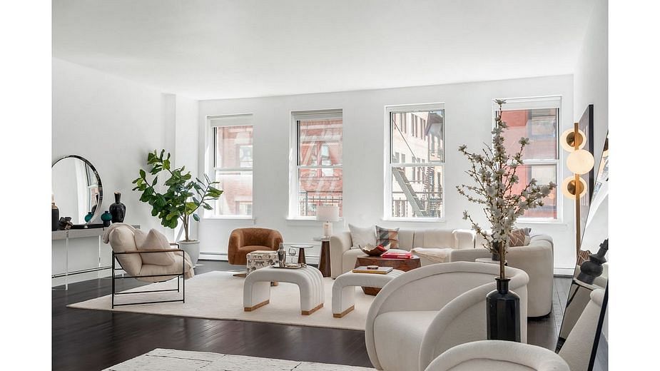 8 Harrison Street #4