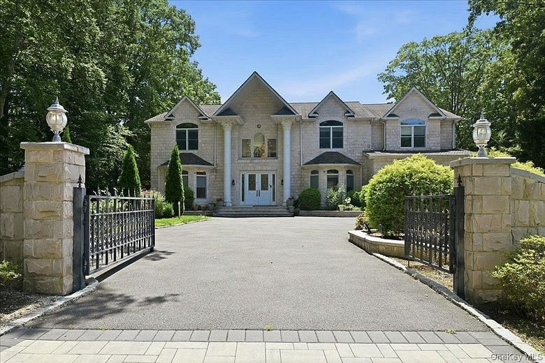 8 Headley Way
