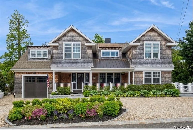 8 Hilltop Drive