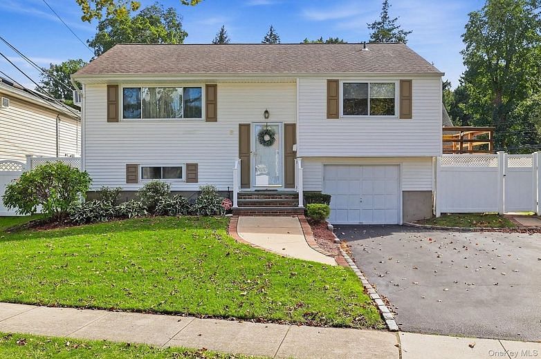 8 Ripley Drive