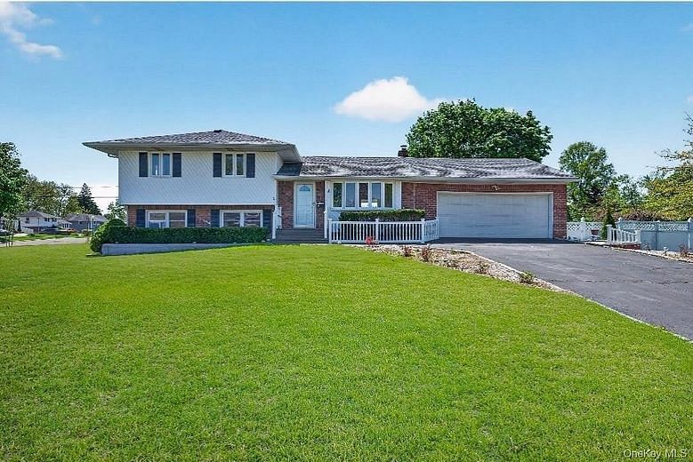 8 Whitebirch Lane