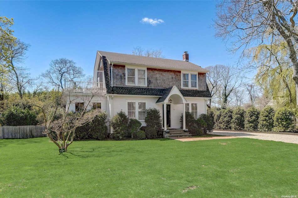 Image 1 of 26 for 8 Woodland Park Road in Long Island, Bellport, NY, 11713