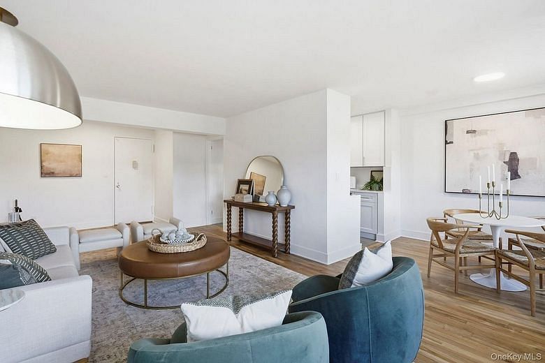 80 E Hartsdale Avenue #518