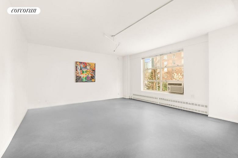 80 La Salle Street #2E