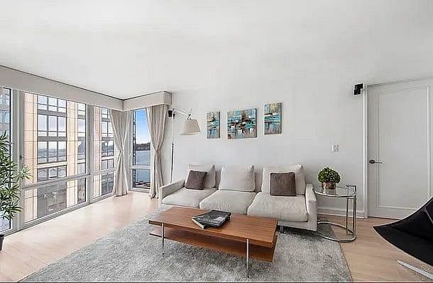 80 Riverside Boulevard #12N