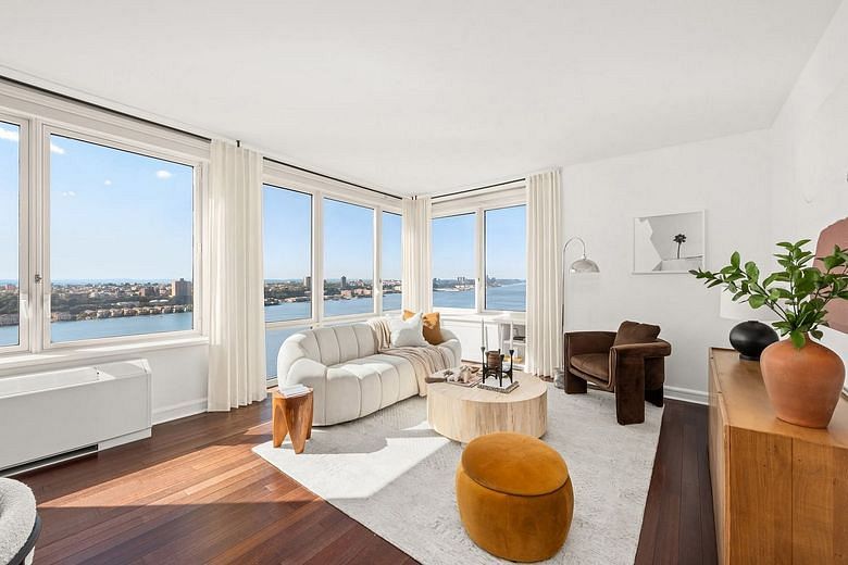 80 Riverside Boulevard #37A